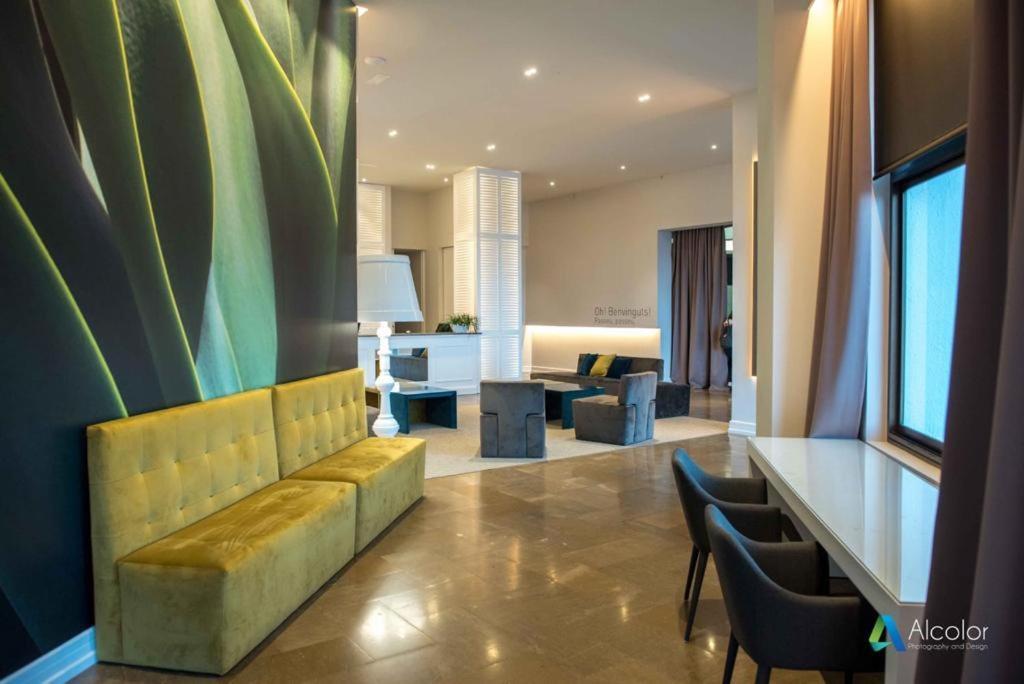 Hotel Bruc Luaran gambar