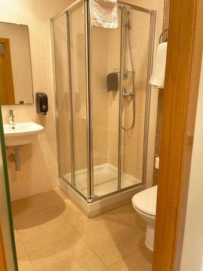 Hotel Bruc Luaran gambar